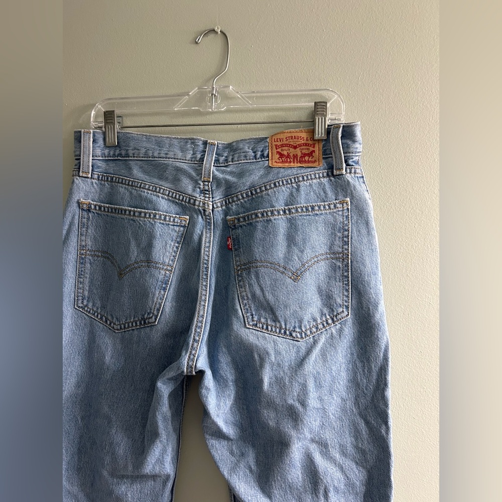 Levi’s low pro straight leg jeans distressed busted knee - Picture 3 of 8